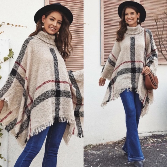 cream Turtleneck knit fringe hem  plaid poncho - Picture 3 of 3